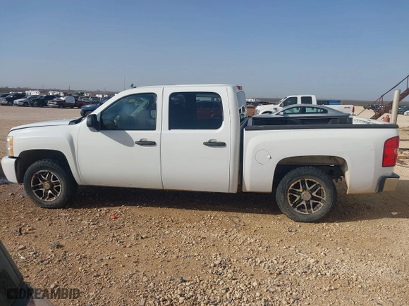 2007 Chevrolet Silverado 1500 LT w/1LT with VIN 2GCEC13C071548412, listed as a IAAI auction lot 41749608 with 224,313 mi miles. Bid and sale history available at carsss.com. Image 14.