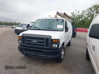 2014 Ford Econoline Cargo Commercial z VIN 1FTNE2ELXEDA12338, wystawiony jako IAAI lot #42119983 z przebiegiem 99 394 mil mil oraz . Historia ofert i sprzedaży dostępna na DreamBid. Obrazek 18.