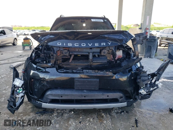 2017 Land Rover Discovery HSE with VIN SALRRBBV3HA040296, listed as a Copart auction lot 71894064 with 60,603 mi miles and Salvage Title. Bid and sale history available at carsss.com. Image 5.
