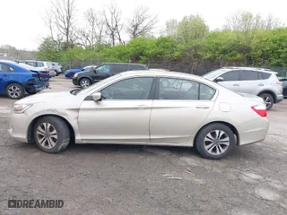 2015 Honda Accord Sedan LX with VIN 1HGCR2F37FA017852, listed as a IAAI auction lot 42046896 with 147,023 mi miles. Bid and sale history available at carsss.com. Image 15.