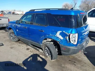 2022 Ford Bronco Sport Big Bend z VIN 3FMCR9B63NRD18433, wystawiony jako IAAI lot #41668248 z przebiegiem 23 364 mil mil oraz . Historia ofert i sprzedaży dostępna na DreamBid. Obrazek 3.
