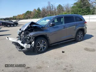 2017 Toyota Highlander XLE с VIN 5TDJZRFHXHS460934, выставлен на аукционе Copart как лот 62609385 с пробегом 57 809 миль миль и Списание • Salvage title. История ставок и продаж доступна на DreamBid. Изображение 1.