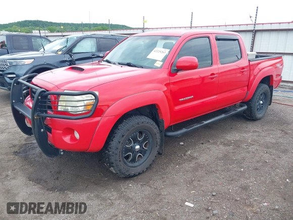 2006 Toyota Tacoma z VIN 3TMLU42N76M006045, wystawiony jako IAAI lot #42225263 z przebiegiem 161 068 mil mil oraz . Historia ofert i sprzedaży dostępna na DreamBid. Obrazek 19.