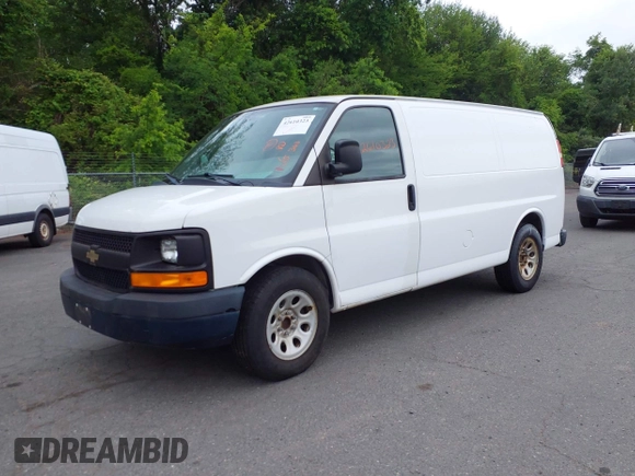 2013 Chevrolet Express Cargo z VIN 1GCSGAFX2D1162792, wystawiony jako IAAI lot #42610323 z przebiegiem 199 876 mil mil oraz . Historia ofert i sprzedaży dostępna na DreamBid. Obrazek 18.