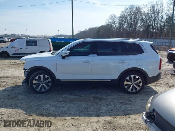 2020 Kia Telluride S with VIN 5XYP64HC2LG005623, listed as a IAAI auction lot 41492269 with 137,147 mi miles and . Bid and sale history available at DreamBid. Image 15.