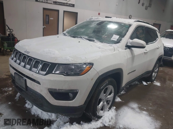 2020 Jeep Compass Latitude with VIN 3C4NJDBB3LT138454, listed as a IAAI auction lot 41614631 with 82,079 mi miles and . Bid and sale history available at DreamBid. Image 17.