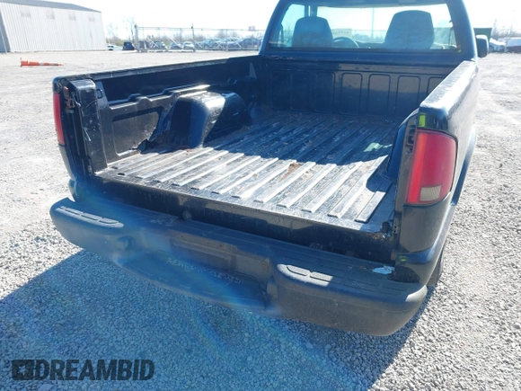 1999 Chevrolet S-10 LS with VIN 1GCCS1444XK153487, listed as a IAAI auction lot 41994464 with 190,403 mi miles and . Bid and sale history available at DreamBid. Image 15.