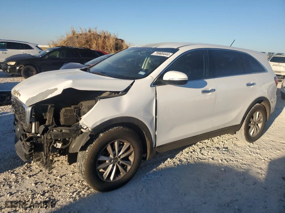 2019 Kia Sorento S V6 with VIN 5XYPG4A51KG496600, listed as a Copart auction lot 79968444 with 132,401 mi miles and Salvage Title. Bid and sale history available at carsss.com. Image 1.