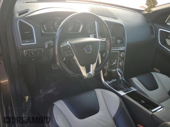 2015 Volvo XC60 T6 Drive-E Platinum с VIN YV449MDM1F2698480, выставлен на аукционе Copart как лот 74591294 с пробегом 87 646 миль миль и На запчасти • Non repairable. История ставок и продаж доступна на DreamBid. Изображение 8.