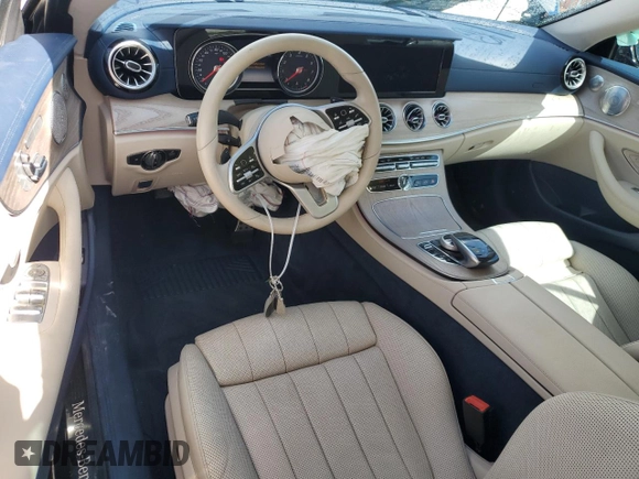 2019 Mercedes-Benz E 450 with VIN WDD1J6HB8KF082737, listed as a Copart auction lot 78810584 with 22,669 mi miles and Non Repairable. Bid and sale history available at DreamBid. Image 8.
