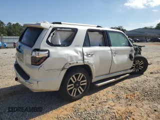 2020 Toyota 4Runner SR5 with VIN JTEZU5JR8L5217143, listed as a Copart auction lot 54227985 with Not provided miles and Salvage title. Bid and sale history available at DreamBid. Image 3.