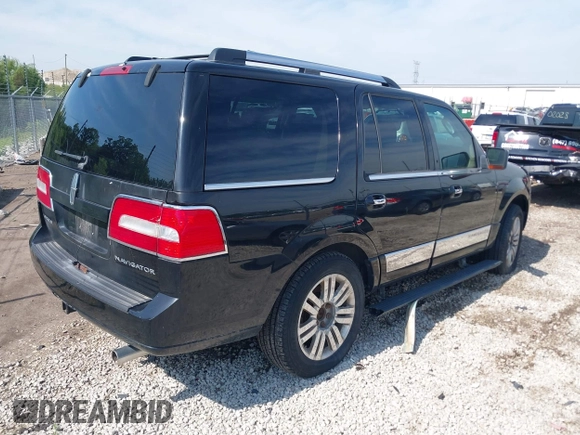2007 Lincoln Navigator with VIN 5LMFU28527LJ11046, listed as a IAAI auction lot 42651633 with 176,923 mi miles and . Bid and sale history available at DreamBid. Image 4.
