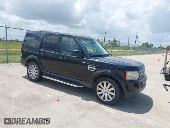 2013 Land Rover LR4 HSE с VIN SALAG2D46DA669570, выставлен на аукционе IAAI как лот 42568104 с пробегом 190 209 миль миль и . История ставок и продаж доступна на DreamBid. Изображение 1.