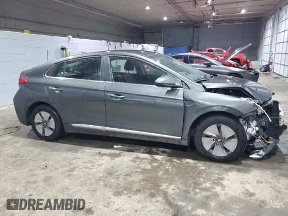 2022 Hyundai Ioniq SE с VIN KMHC75LC5NU276195, выставлен на аукционе Copart как лот 43391115 с пробегом 71 418 миль миль и Списание • Salvage title. История ставок и продаж доступна на DreamBid. Изображение 4.