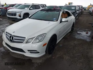 2012 Mercedes-Benz E 550 with VIN WDDKJ7DB7CF156716, listed as a IAAI auction lot 41915988 with 180,809 mi miles and . Bid and sale history available at DreamBid. Image 18.