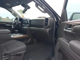 2022 Chevrolet Silverado 1500 LT with VIN 1GCUDDED6NZ528279, listed as a IAAI auction lot 41824524 with 40,821 mi miles and . Bid and sale history available at DreamBid. Image 5.