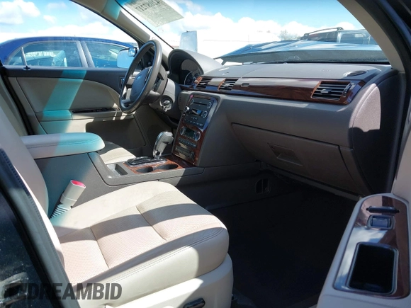 2008 Ford Taurus SEL with VIN 1FAHP24W98G140677, listed as a IAAI auction lot 42087217 with 151,693 mi miles. Bid and sale history available at carsss.com. Image 5.