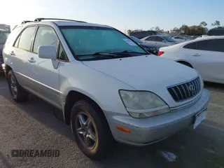 2001 Lexus RX 300 with VIN JTJHF10U710189612, listed as a IAAI auction lot 41927971 with 132,144 mi miles. Bid and sale history available at carsss.com. Image 1.