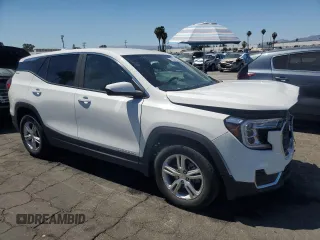 2024 GMC Terrain SLE z VIN 3GKALMEG3RL345620, wystawiony jako Copart lot #63910315 z przebiegiem 22 888 mil mil oraz Czysty tytuł • Clean title. Historia ofert i sprzedaży dostępna na DreamBid. Obrazek 4.