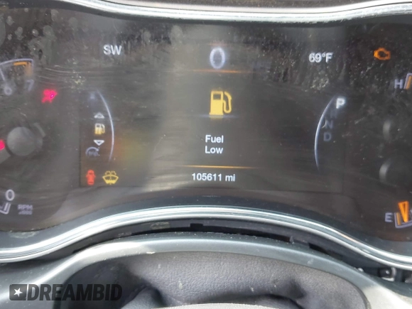 2021 Jeep Grand Cherokee Laredo X with VIN 1C4RJEAG4MC713856, listed as a IAAI auction lot 42446805 with 105,611 mi miles and . Bid and sale history available at DreamBid. Image 15.