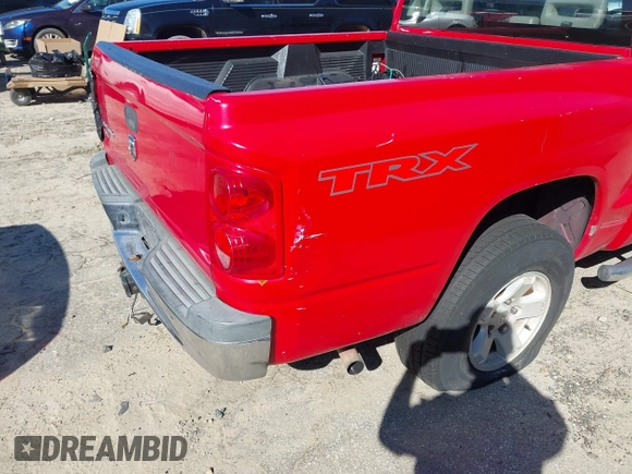 2006 Dodge Dakota SLT with VIN 1D7HE48K26S691391, listed as a IAAI auction lot 41627613 with 195,354 mi miles and . Bid and sale history available at DreamBid. Image 15.