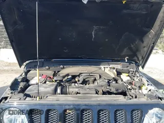 2018 Jeep Wrangler Unlimited Sport с VIN 1C4HJXDG4JW110788, выставлен на аукционе IAAI как лот 41796075 с пробегом 69 378 миль миль и . История ставок и продаж доступна на DreamBid. Изображение 10.