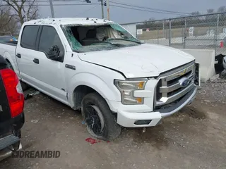 2015 Ford F-150 XL with VIN 1FTEW1CF9FFA40738, listed as a IAAI auction lot 41715885 with 296,111 mi miles. Bid and sale history available at carsss.com. Image 1.