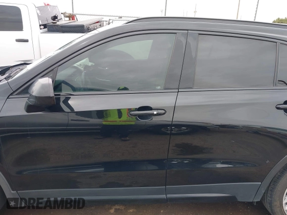 2019 Cadillac XT4 FWD Sport with VIN 1GYFZER47KF229708, listed as a IAAI auction lot 42071405 with 108,767 mi miles and . Bid and sale history available at DreamBid. Image 15.