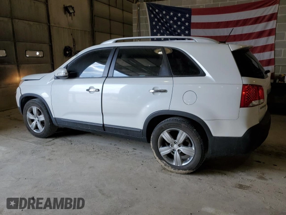 2013 Kia Sorento EX with VIN 5XYKU4A29DG358766, listed as a Copart auction lot 53312225 with 178,133 mi miles and Salvage Title. Bid and sale history available at carsss.com. Image 2.