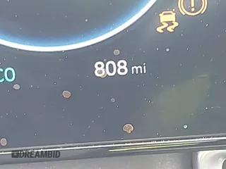 2025 Hyundai Elantra Limited z VIN KMHLN4DJ5SU134793, wystawiony jako IAAI lot #42044140 z przebiegiem 808 mil mil oraz . Historia ofert i sprzedaży dostępna na DreamBid. Obrazek 16.