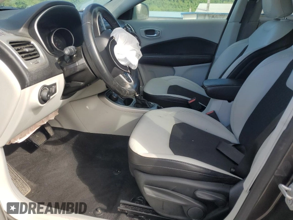 2019 Jeep Compass Latitude with VIN 3C4NJDBB1KT647036, listed as a Copart auction lot 58234915 with Not provided miles and Salvage title. Bid and sale history available at DreamBid. Image 7.
