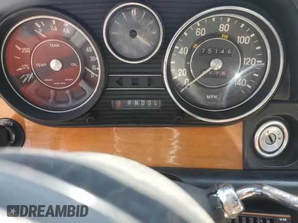 1973 Mercedes-Benz C z VIN 11407312001252, wystawiony jako Copart lot #64878085 z przebiegiem 75 146 mil mil oraz Czysty tytuł • Clean title. Historia ofert i sprzedaży dostępna na DreamBid. Obrazek 9.