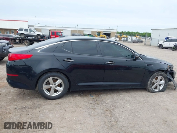 2015 Kia Optima LX z VIN 5XXGM4A70FG517585, wystawiony jako IAAI lot #42193594 z przebiegiem 155 118 mil mil oraz . Historia ofert i sprzedaży dostępna na DreamBid. Obrazek 13.