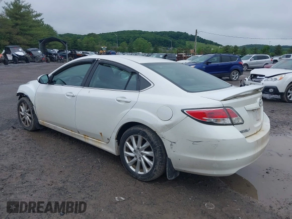 2011 Mazda 6 i Touring z VIN 1YVHZ8CH3B5M16942, wystawiony jako IAAI lot #42348573 z przebiegiem 240 098 mil mil oraz . Historia ofert i sprzedaży dostępna na DreamBid. Obrazek 3.