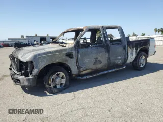 2008 Ford F-250 XL z VIN 1FTSW20R18ED45778, wystawiony jako Copart lot #55695935 z przebiegiem Nie podano mil oraz Nie do naprawy • Non repairable. Historia ofert i sprzedaży dostępna na DreamBid. Obrazek 1.