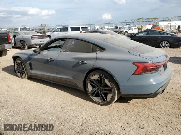 2022 Audi RS e-tron GT z VIN WAUAHBFWXN7900677, wystawiony jako Copart lot #72972794 z przebiegiem 10 839 mil mil oraz Szkoda całkowita • Salvage title. Historia ofert i sprzedaży dostępna na DreamBid. Obrazek 2.