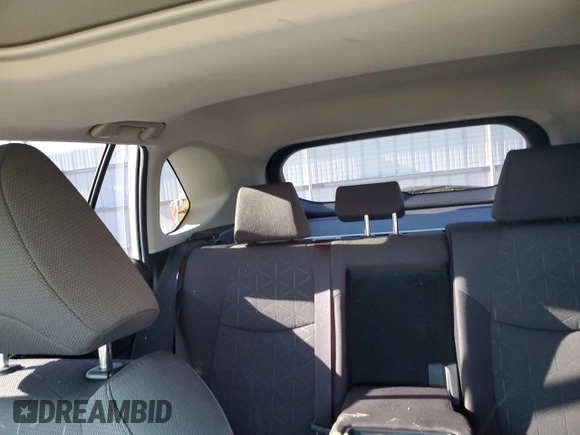 2019 Toyota RAV4 XLE with VIN JTMW1RFV4KD021007, listed as a Copart auction lot 82208754 with 96,998 mi miles and Salvage Title. Bid and sale history available at carsss.com. Image 10.