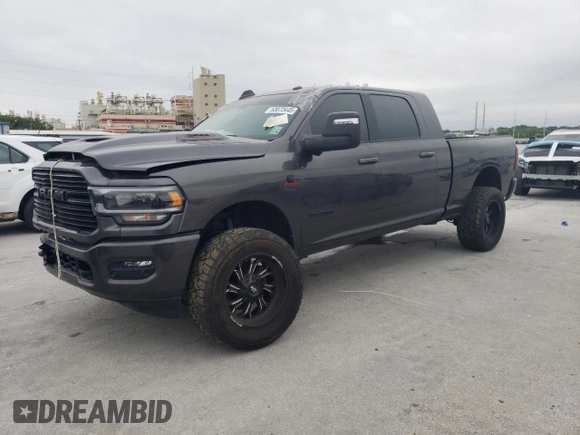 2024 Ram 2500 Laramie z VIN 3C6UR5NL3RG223592, wystawiony jako Copart lot #53073445 z przebiegiem 21 675 mil mil oraz Szkoda całkowita • Salvage title. Historia ofert i sprzedaży dostępna na DreamBid. Obrazek 1.