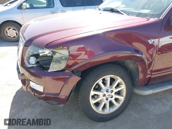 2007 Ford Explorer Sport Trac Limited with VIN 1FMEU33897UA01806, listed as a IAAI auction lot 42272416 with 82,418 mi miles and . Bid and sale history available at DreamBid. Image 6.
