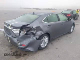 2014 Lexus ES 330 z VIN JTHBK1GGXE2148484, wystawiony jako IAAI lot #42186766 z przebiegiem 117 217 mil mil oraz . Historia ofert i sprzedaży dostępna na DreamBid. Obrazek 4.