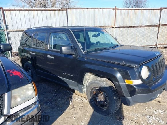 2012 Jeep Patriot Sport with VIN 1C4NJRBB3CD655935, listed as a IAAI auction lot 41139634 with 199,608 mi miles and . Bid and sale history available at carsss.com. Image 1.