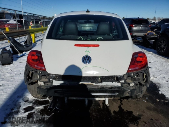 2013 Volkswagen Beetle 2.5L with VIN 3VWJP7AT9DM687870, listed as a Copart auction lot 87934875 with 91,557 mi miles and Salvage Title. Bid and sale history available at DreamBid. Image 6.