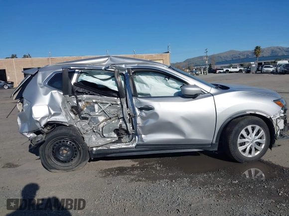 2017 Nissan Rogue SV with VIN KNMAT2MT7HP568955, listed as a IAAI auction lot 41529717 with 1 mi miles. Bid and sale history available at carsss.com. Image 6.
