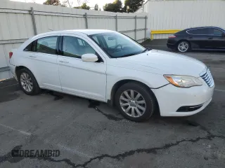 2012 Chrysler 200 Touring with VIN 1C3CCBBB4CN131796, listed as a Copart auction lot 45486555 with 103,383 mi miles and Salvage Title. Bid and sale history available at DreamBid. Image 4.