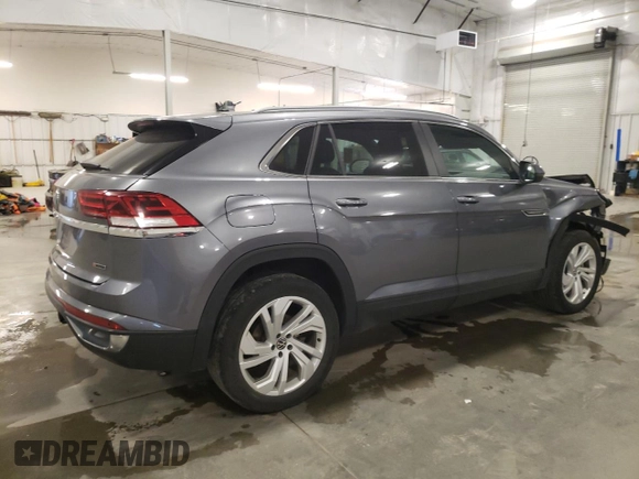 2021 Volkswagen Atlas SEL with VIN 1V2BE2CA1MC220695, listed as a Copart auction lot 55622425 with 48,636 mi miles and Salvage title. Bid and sale history available at DreamBid. Image 3.
