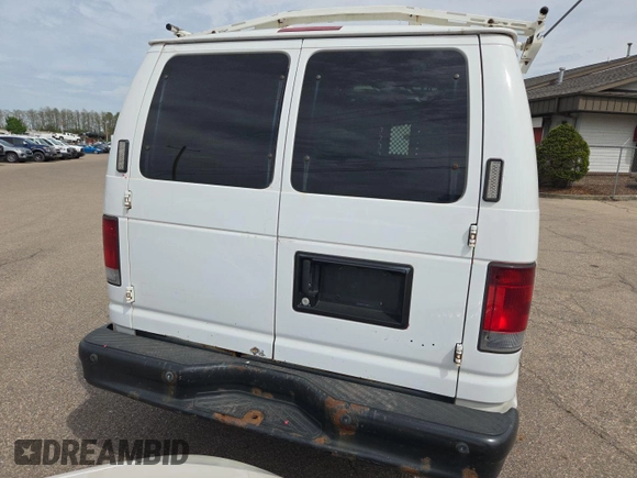 2012 Ford Econoline Cargo Commercial z VIN 1FTNE2EL7CDB36273, wystawiony jako IAAI lot #42408928 z przebiegiem 143 428 mil mil oraz . Historia ofert i sprzedaży dostępna na DreamBid. Obrazek 6.