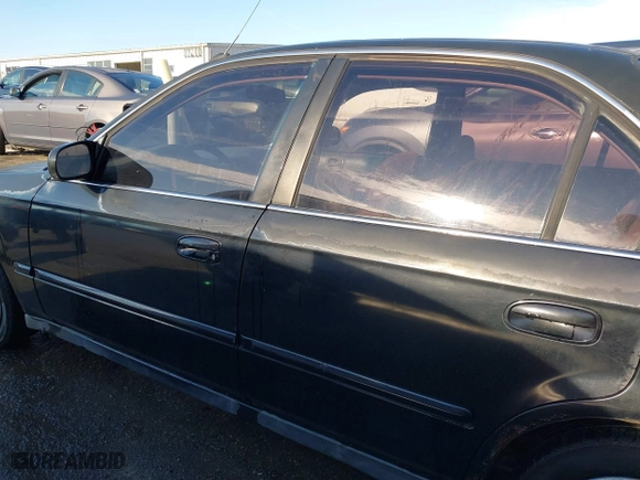 1997 Honda Civic EX with VIN 2HGEJ8645VH566736, listed as a IAAI auction lot 41876647 with 277,968 mi miles. Bid and sale history available at carsss.com. Image 14.