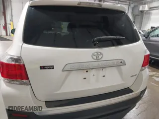 2013 Toyota Highlander Limited with VIN 5TDDK3EH6DS251104, listed as a IAAI auction lot 42605817 with 131,720 mi miles and . Bid and sale history available at DreamBid. Image 16.