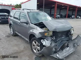 2009 Ford Escape Limited with VIN 1FMCU04749KB34919, listed as a IAAI auction lot 40820827 with 1 mi miles. Bid and sale history available at carsss.com. Image 1.