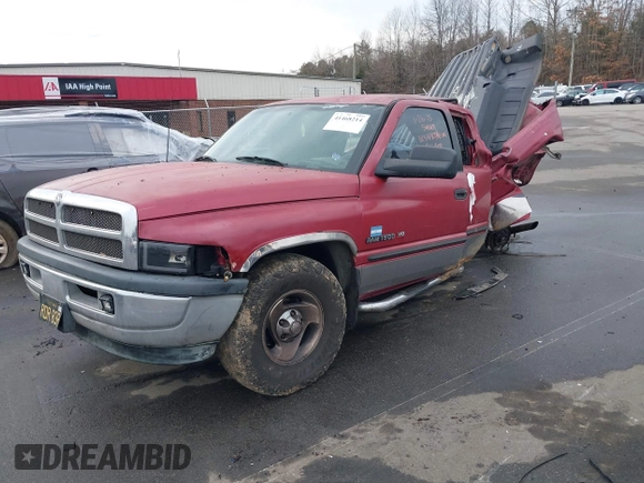 1998 Dodge 1500 z VIN 3B7HC13Z8WG211462, wystawiony jako IAAI lot #41468214 z przebiegiem 259 305 mil mil oraz . Historia ofert i sprzedaży dostępna na DreamBid. Obrazek 17.